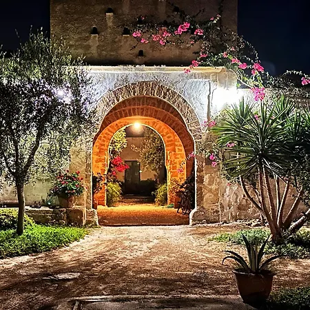 Bed & Breakfast Baglio Spano - Antiche Dimore Di Sicilia 3*
