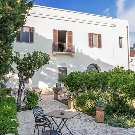 住宿加早餐酒店 西西里岛老房子 - 巴格里奥斯帕诺乡村民宿 4*