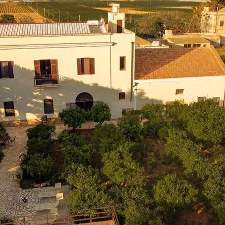 西西里岛老房子 - 巴格里奥斯帕诺乡村民宿 住宿加早餐酒店 4*