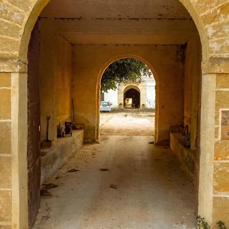 西西里岛老房子 - 巴格里奥斯帕诺乡村民宿 住宿加早餐酒店 4*