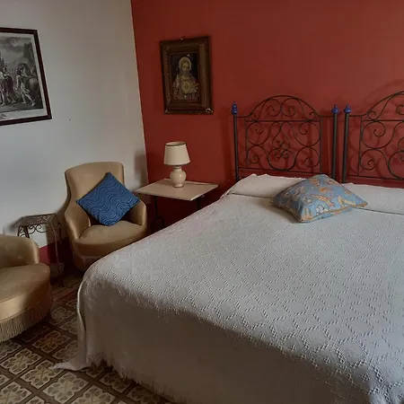 西西里岛老房子 - 巴格里奥斯帕诺乡村民宿 4* 彼得罗西诺