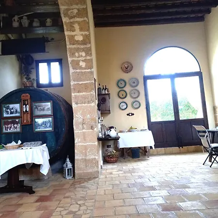 西西里岛老房子 - 巴格里奥斯帕诺乡村民宿 4* 彼得罗西诺